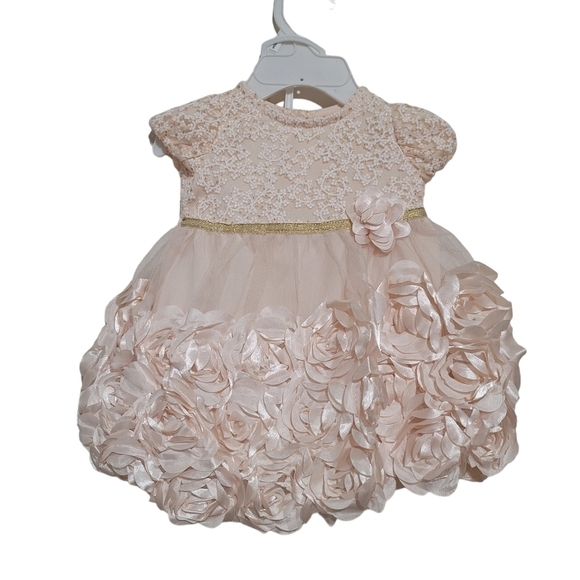 Nannette Other - Nanette Pink Ruffled Short Sleeves Baby Dress Size 0-3 Months
